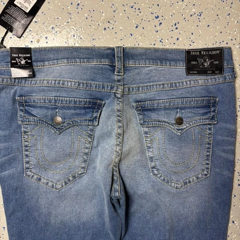 NEW True Religion Rocco Relaxed Skinny Stretch Denim Jeans Blue Wash 42x34